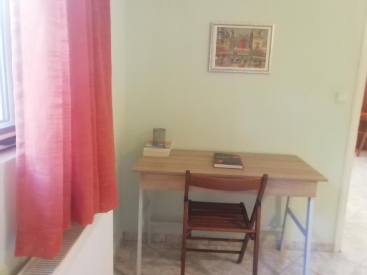 Zoe'S Apartment Bright&Cozy Athens Exterior photo